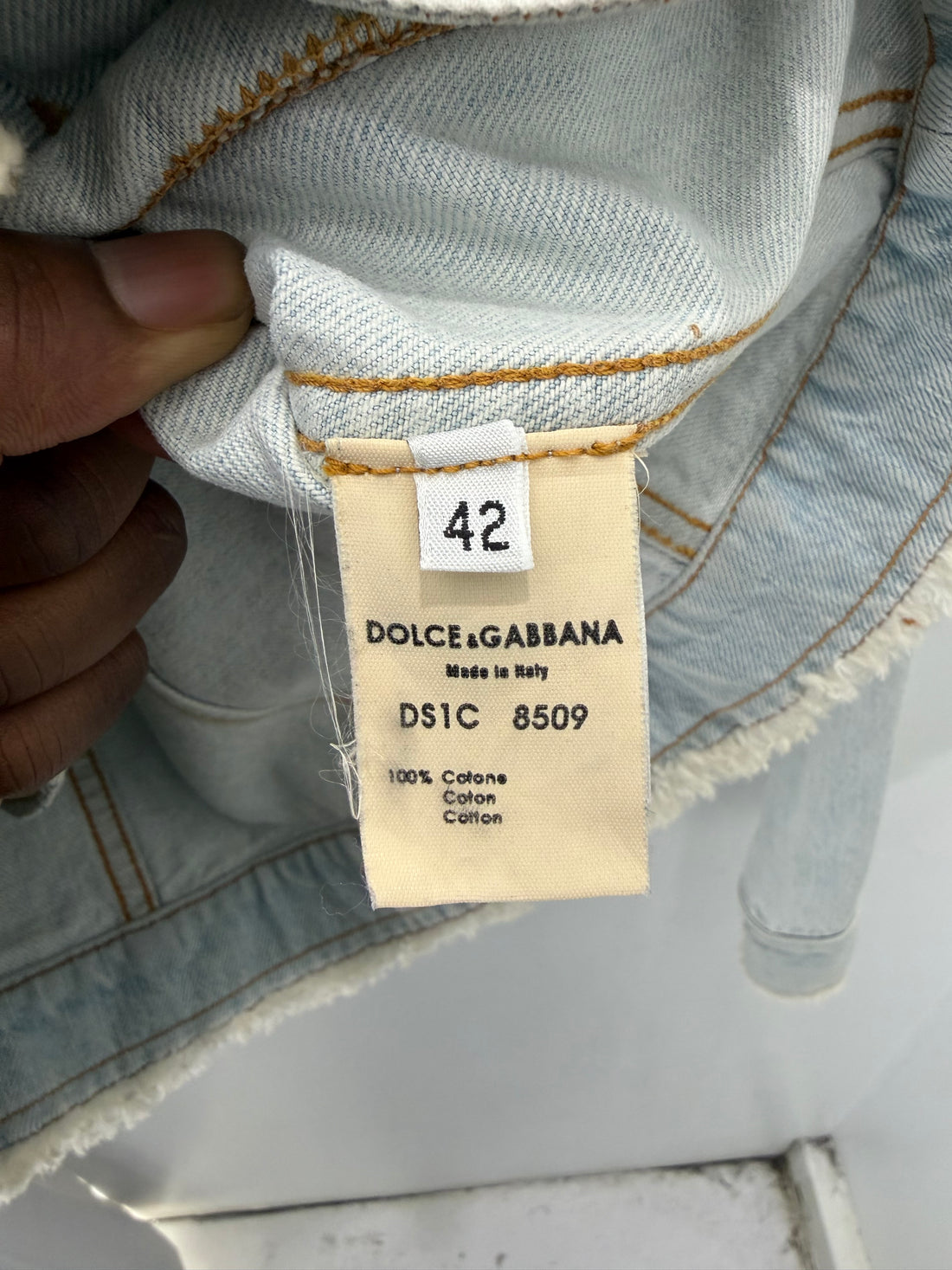 VINTAGE DOLCE&GABBANA FRAYED LIGHT WASH DENIM JACKET
