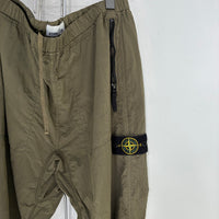 STONE ISLAND OLIVE PANTS