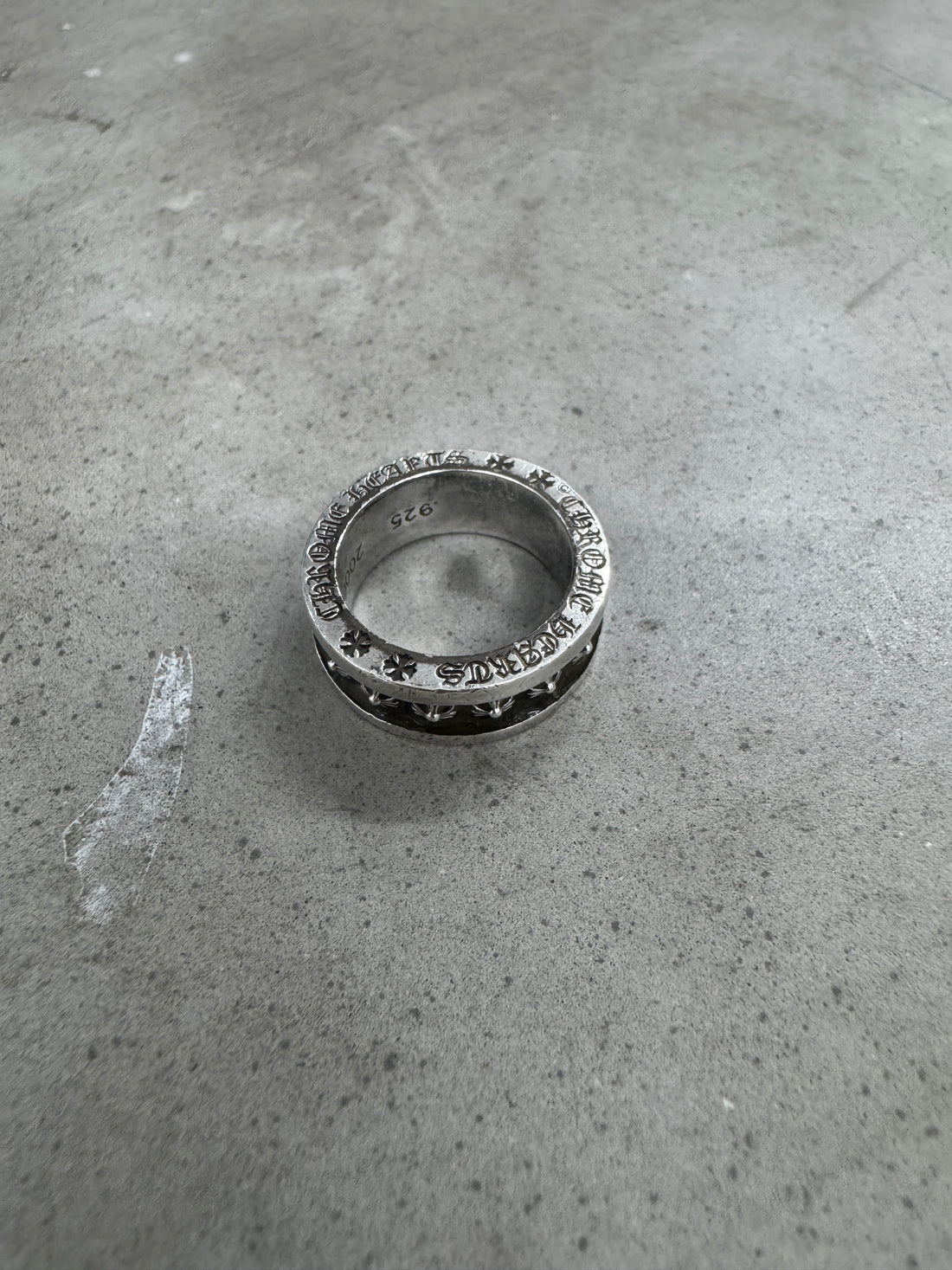 CHROME HEARTS PLUS RING BAND