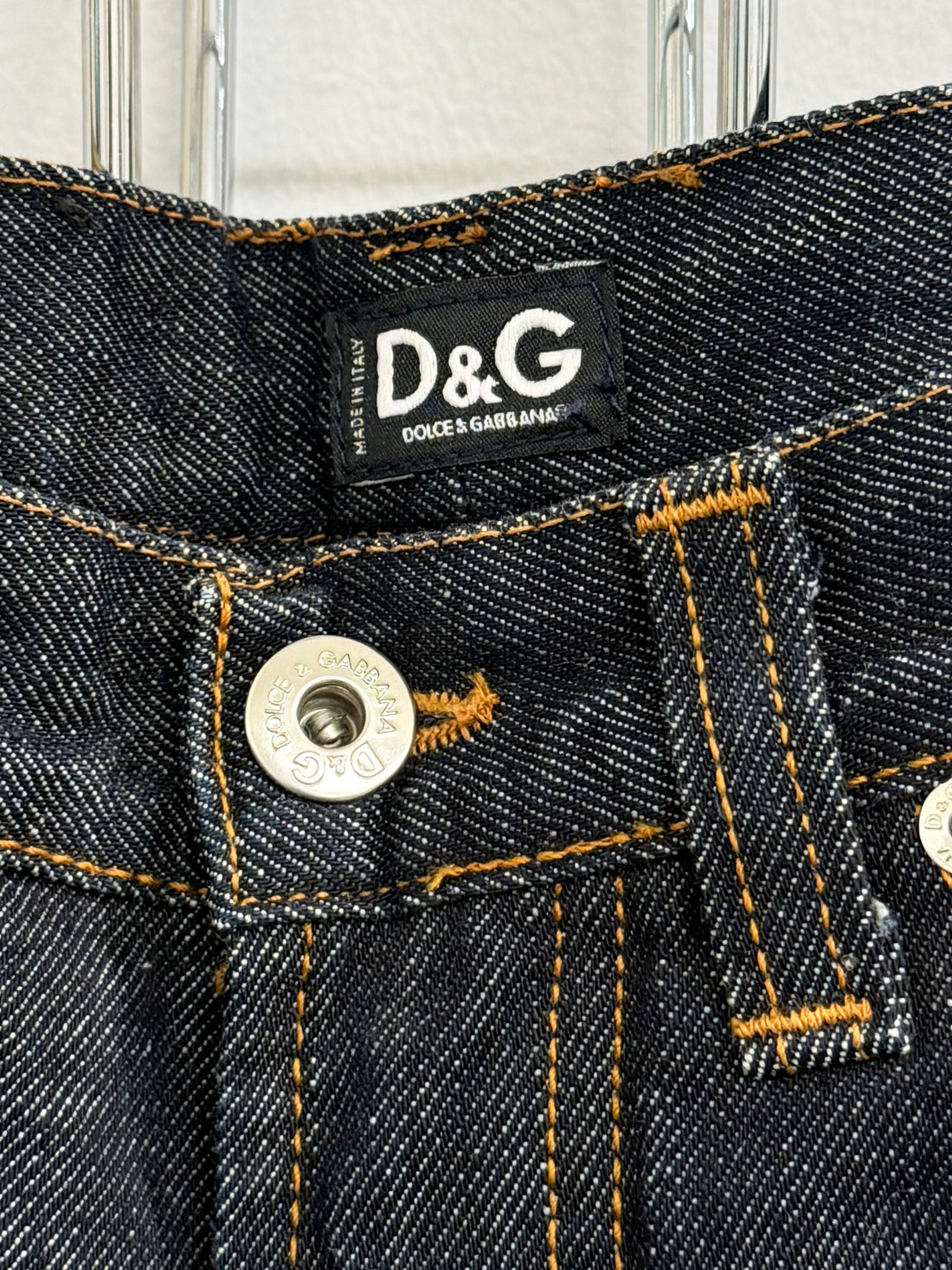 VINTAGE DOLCE & GABBANA DARK WASH CROPPED JEANS