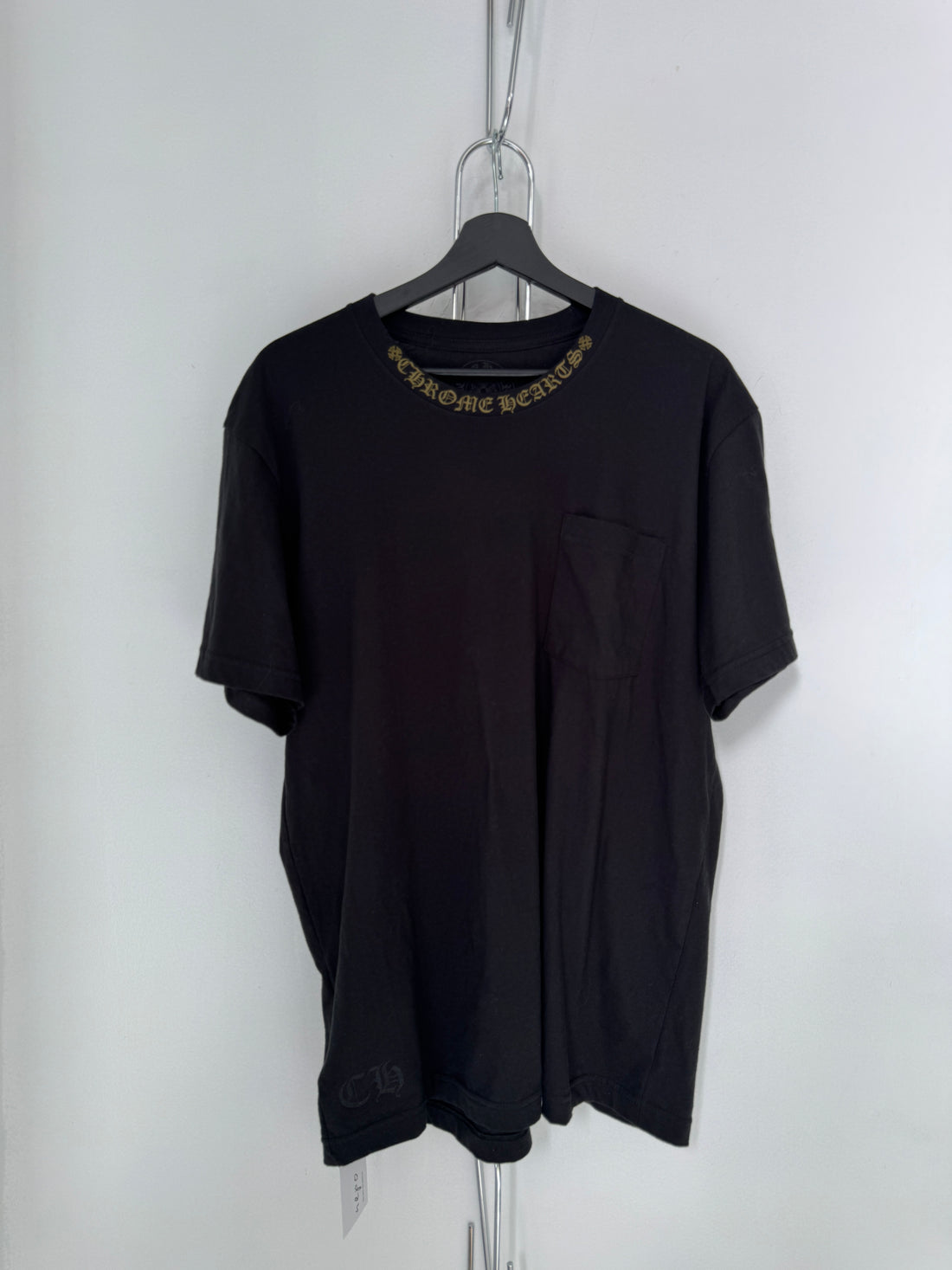 CHROME HEARTS GOLD NECK LOGO TEE
