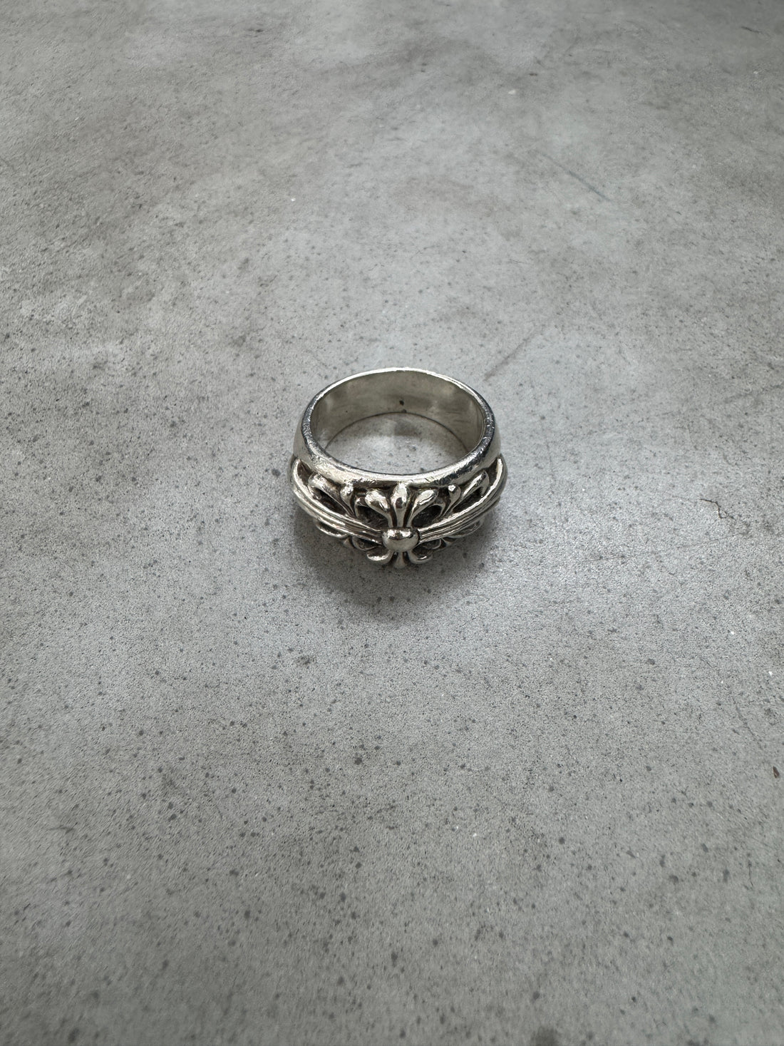 CHROME HEARTS SINGLE FLORAL RING