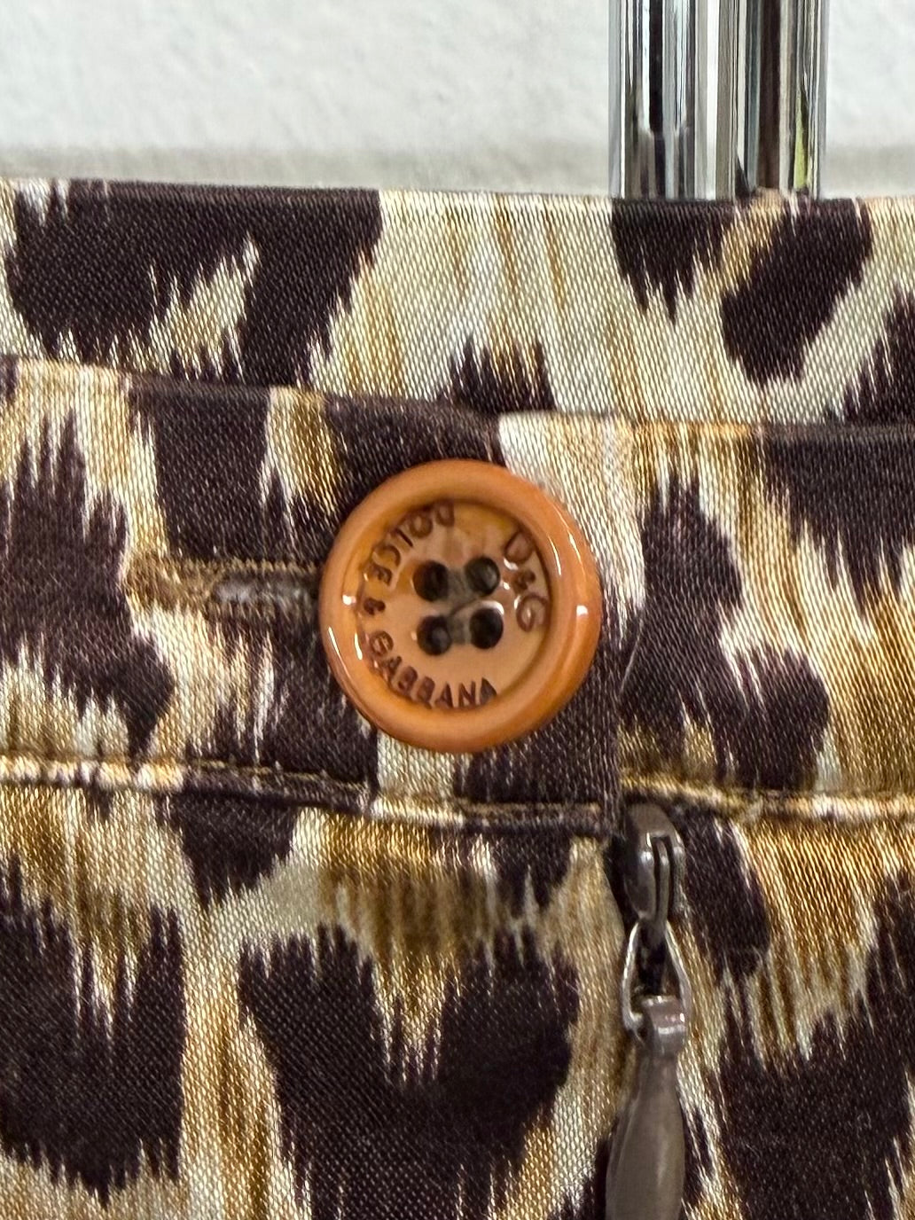 VINTAGE DOLCE & GABBANA LEOPARD PRINT PENCIL SKIRT